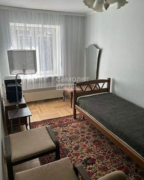 5-к квартира, вторичка, 62м2, 5/5 этаж