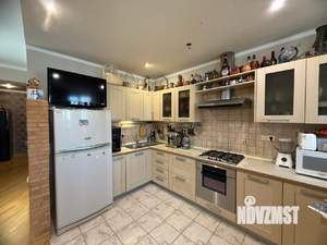 4-к квартира, вторичка, 99м2, 3/3 этаж