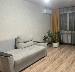 2-к квартира, вторичка, 65м2, 12/18 этаж