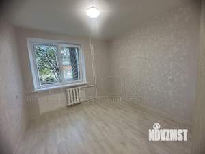 3-к квартира, вторичка, 65м2, 1/1 этаж