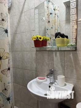 2-к квартира, вторичка, 35м2, 1/4 этаж