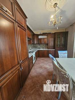 3-к квартира, вторичка, 106м2, 3/5 этаж