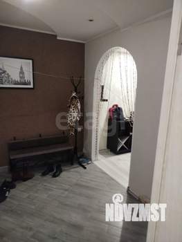 2-к квартира, вторичка, 63м2, 1/9 этаж