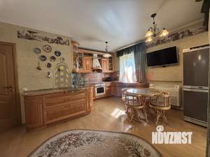 3-к квартира, вторичка, 77м2, 3/8 этаж