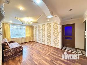 3-к квартира, вторичка, 61м2, 2/10 этаж