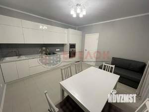 3-к квартира, вторичка, 77м2, 9/19 этаж