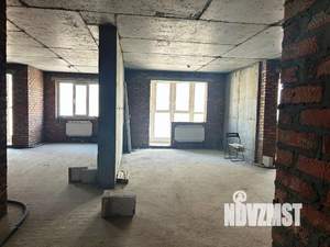 4-к квартира, вторичка, 123м2, 19/23 этаж