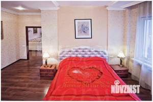 2-к квартира, вторичка, 110м2, 2/4 этаж