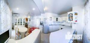 4-к квартира, вторичка, 154м2, 4/4 этаж