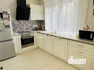 2-к квартира, вторичка, 49м2, 1/4 этаж