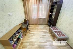 3-к квартира, вторичка, 64м2, 1/9 этаж
