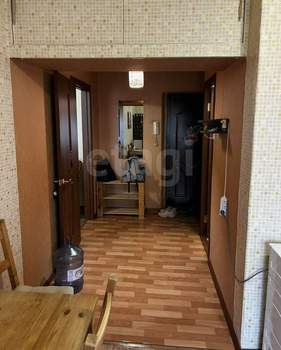 1-к квартира, вторичка, 37м2, 1/9 этаж