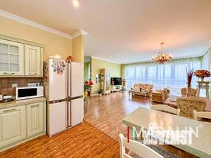 4-к квартира, вторичка, 206м2, 17/18 этаж