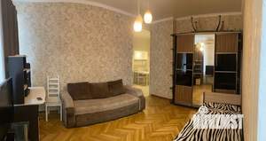 2-к квартира, вторичка, 43м2, 1/2 этаж