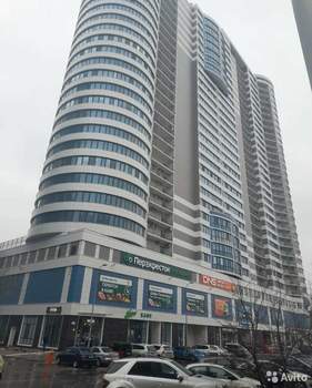 3-к квартира, вторичка, 106м2, 23/32 этаж