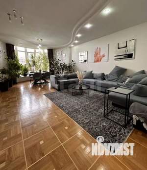 4-к квартира, вторичка, 136м2, 12/14 этаж