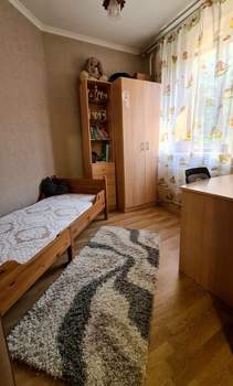 4-к квартира, вторичка, 94м2, 2/4 этаж