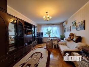 3-к квартира, вторичка, 61м2, 6/10 этаж