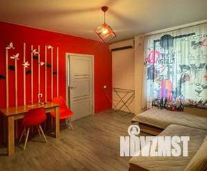 2-к квартира, вторичка, 43м2, 1/4 этаж