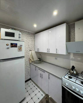 2-к квартира, вторичка, 40м2, 1/5 этаж