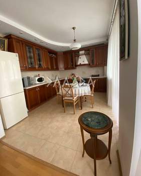 3-к квартира, вторичка, 105м2, 3/18 этаж