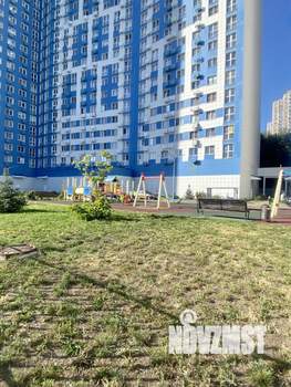 3-к квартира, вторичка, 74м2, 6/25 этаж