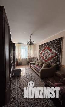 2-к квартира, вторичка, 52м2, 4/10 этаж