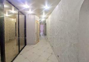 4-к квартира, вторичка, 105м2, 2/9 этаж