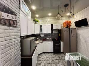 2-к квартира, вторичка, 76м2, 1/2 этаж