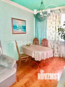 3-к квартира, вторичка, 59м2, 1/6 этаж