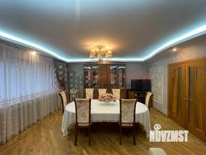 4-к квартира, вторичка, 158м2, 1/9 этаж