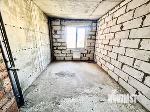 2-к квартира, вторичка, 64м2, 9/18 этаж