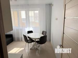 2-к квартира, вторичка, 56м2, 1/10 этаж