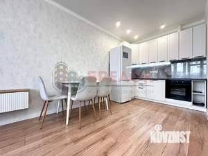 3-к квартира, вторичка, 60м2, 10/14 этаж