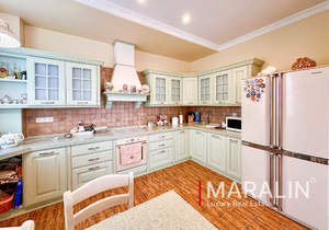 4-к квартира, вторичка, 206м2, 17/17 этаж