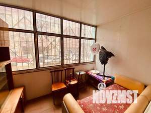 2-к квартира, вторичка, 60м2, 1/10 этаж