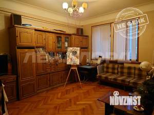 2-к квартира, вторичка, 61м2, 2/4 этаж
