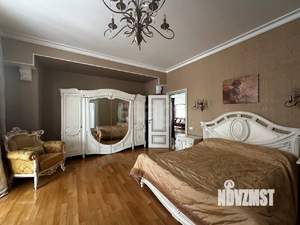 3-к квартира, вторичка, 220м2, 3/10 этаж